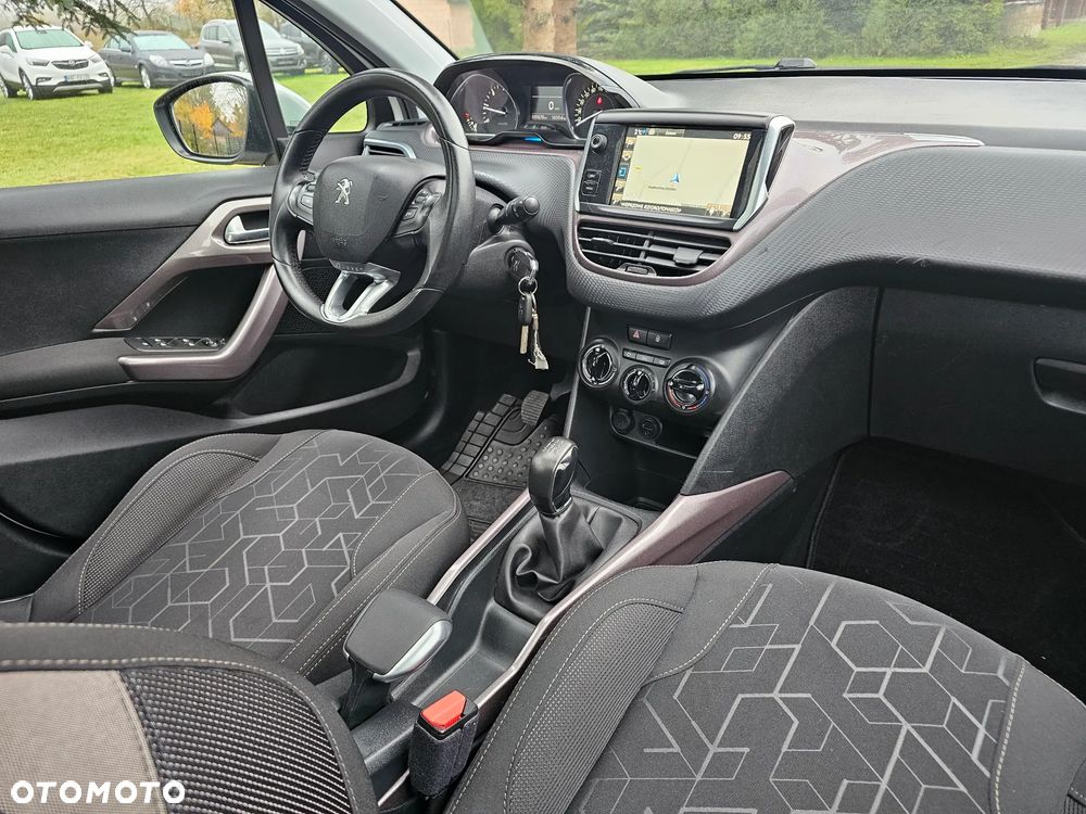 Peugeot 2008 e-HDi FAP 92 STOP & START Allure - 14