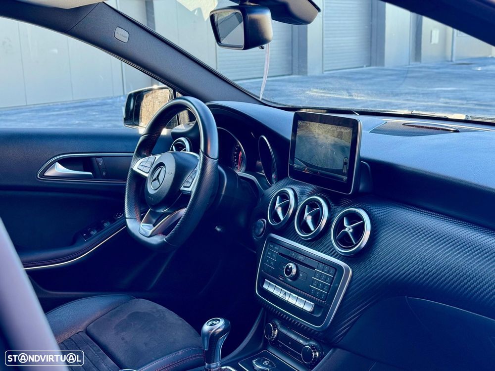 Mercedes-Benz A 180 d AMG Line - 27