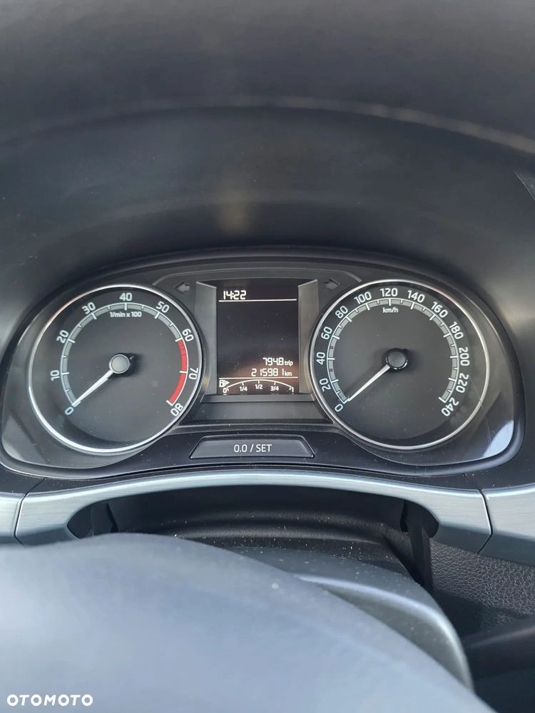 Skoda Fabia 1.0 Ambition - 18