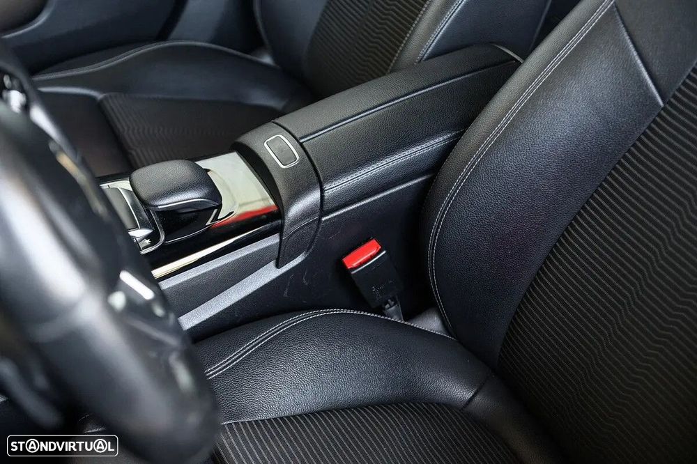 Mercedes-Benz CLA 180 d Style Aut. - 35