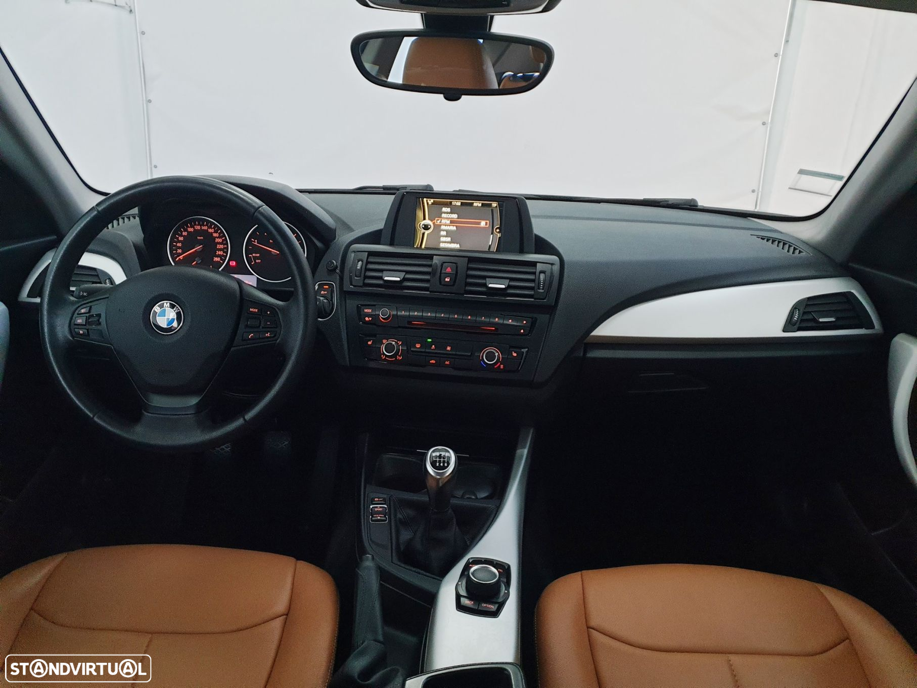 BMW 114 d Line Urban - 11