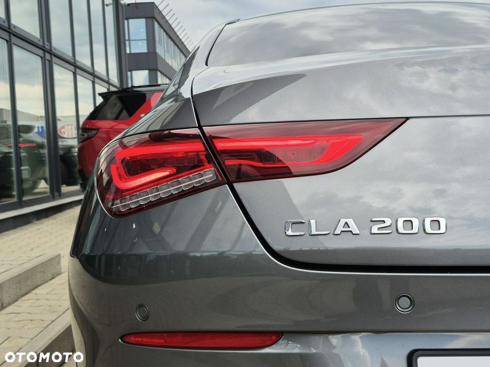 Mercedes-Benz CLA 200 7G-DCT Edition Progressive Line - 16
