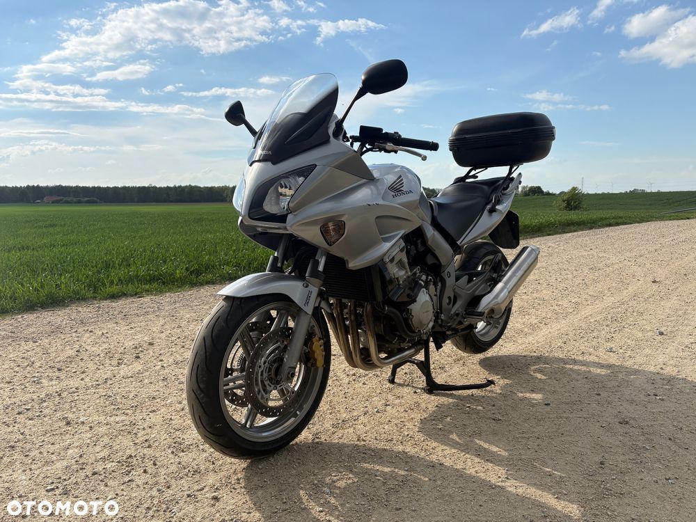 Honda CBF - 2