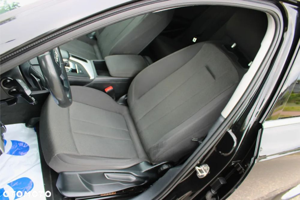 Audi A4 Avant 2.0 TDI S tronic - 16