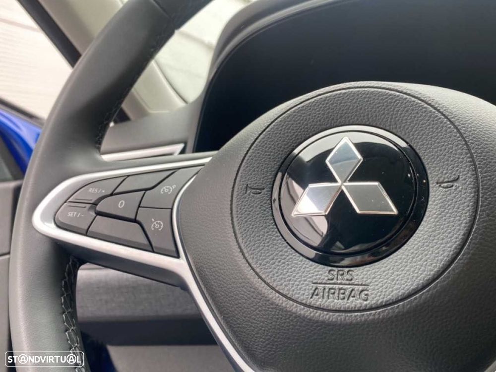 Mitsubishi Colt 1.0 MPI-T Invite - 11