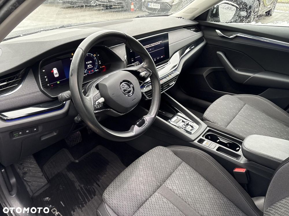 Skoda Octavia 2.0 TDI Style DSG - 9