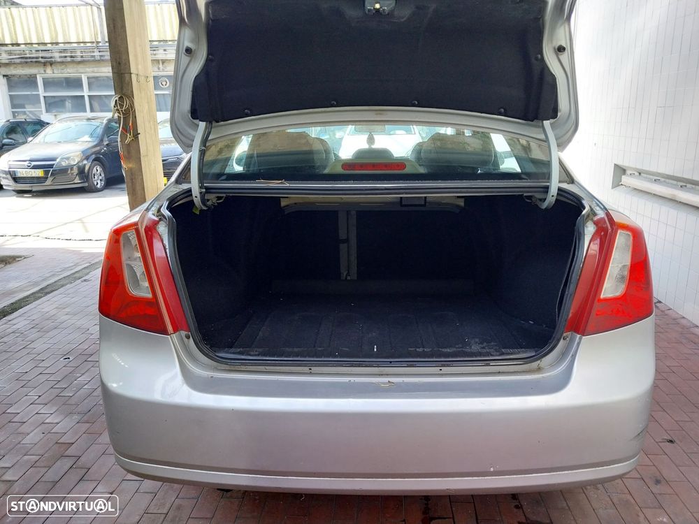 Chevrolet Nubira 1.4 SX - 10