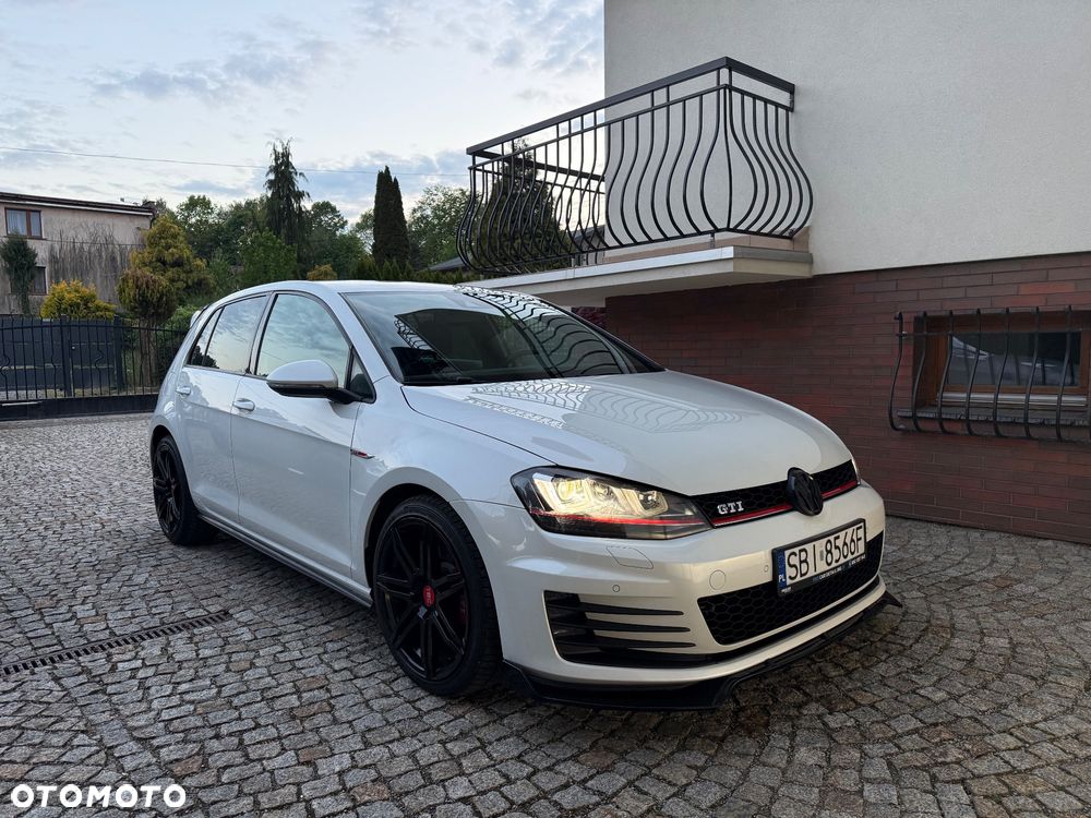 Volkswagen Golf 2.0 TSI BMT GTI Performance DSG - 10
