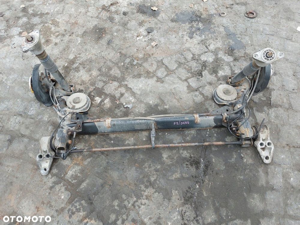 Belka tylna OŚ ZAWIESZENIA TYŁ VW PASSAT B5 96-05 KOMBI - 1