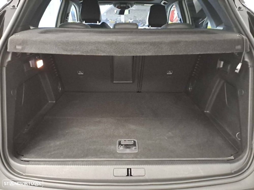 Peugeot 3008 1.6 Hybrid4 GT Pack e-EAT8 - 6