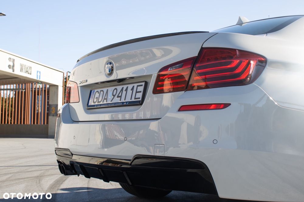 BMW Seria 5 528i xDrive - 18