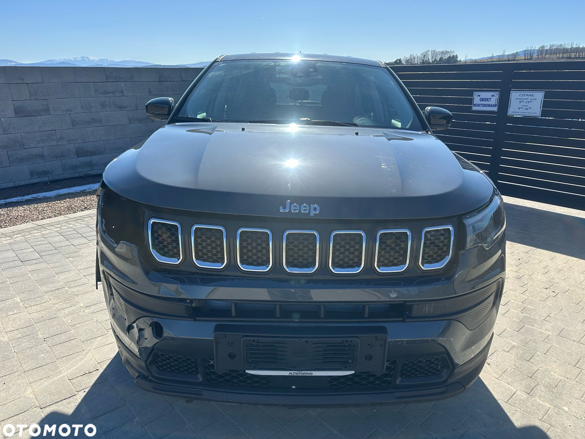 Jeep Compass - 2