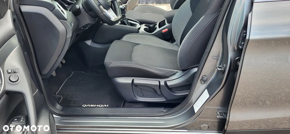Nissan Qashqai 1.6 DIG-T N-Connecta - 11