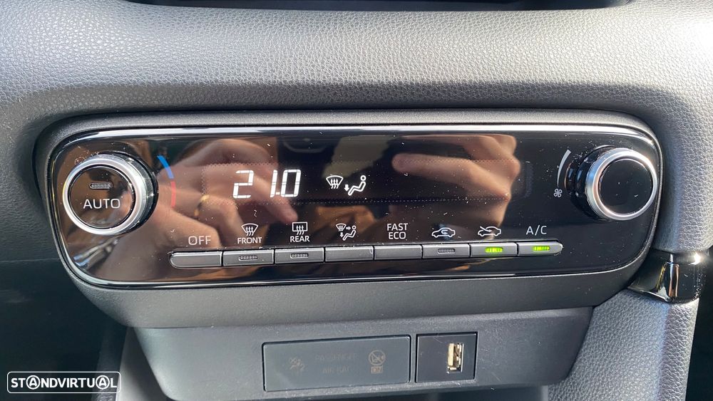 Toyota Yaris 1.5 HDF Comfort - 46