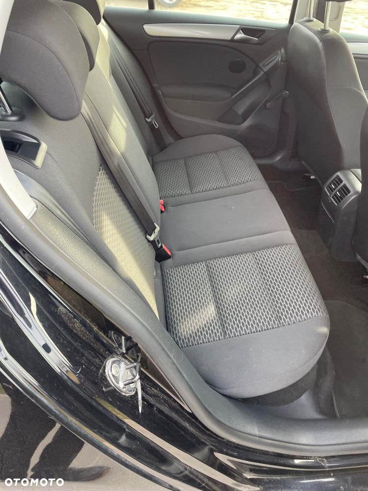 Volkswagen Golf 1.6 TDI DPF Trendline - 8