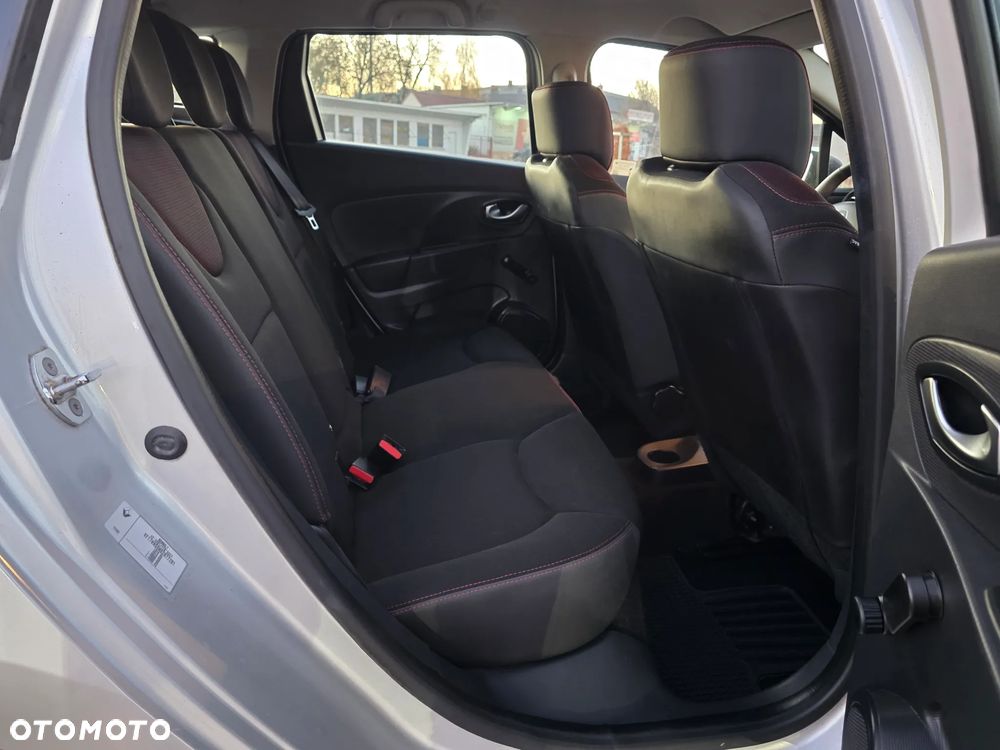 Renault Clio 1.2 16V 75 Expression - 21