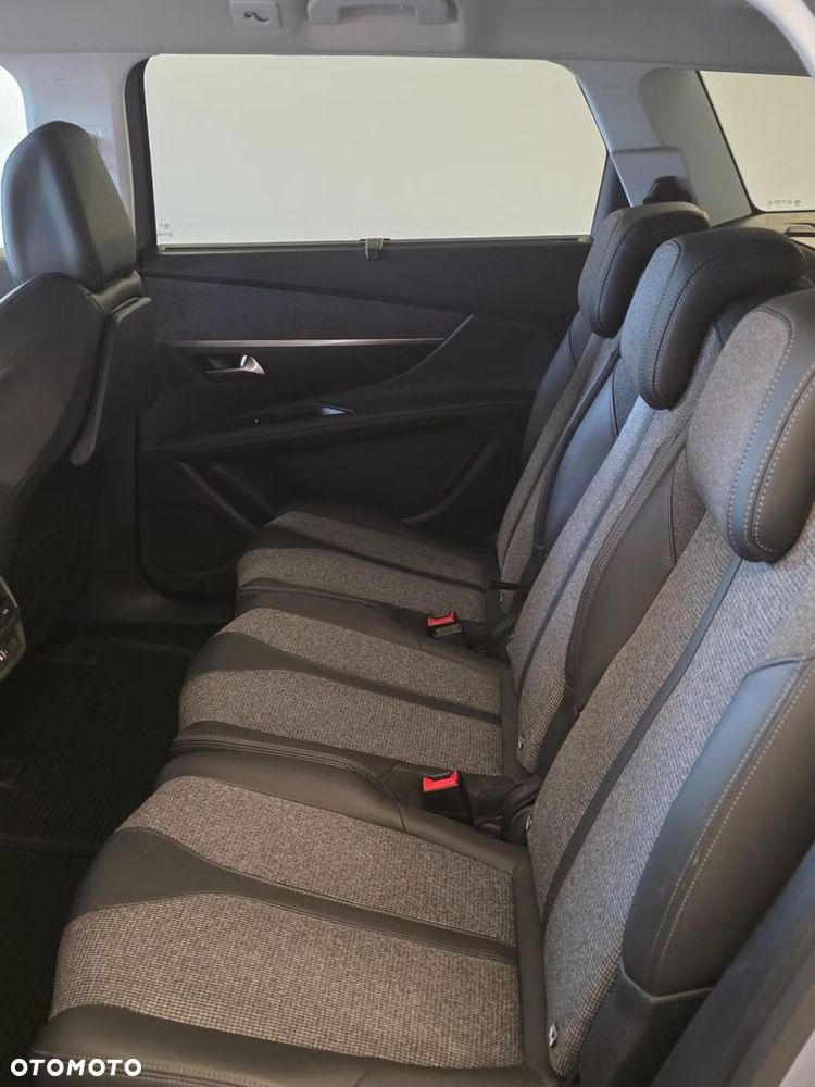 Peugeot 5008 PureTech 130 EAT8 Stop & Start Allure - 18