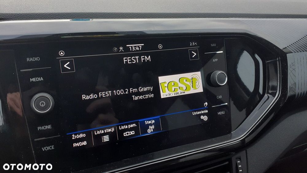 Volkswagen T-Cross - 10