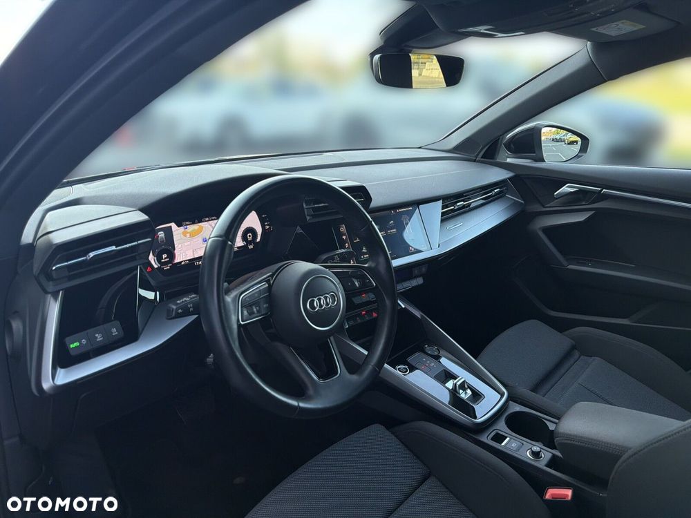Audi A3 Sportback - 12