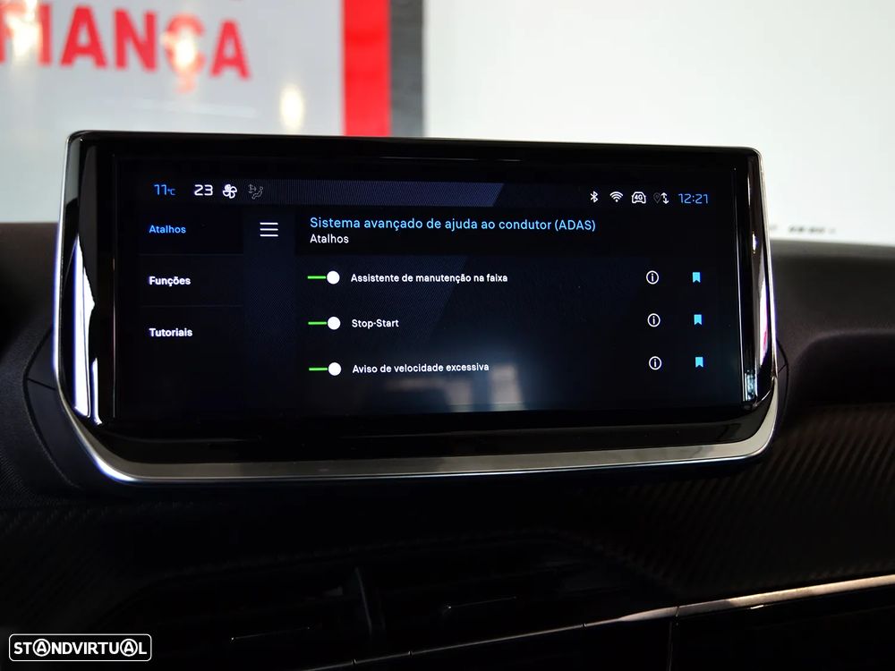 Peugeot 2008 1.2 PureTech Active Pack - 29