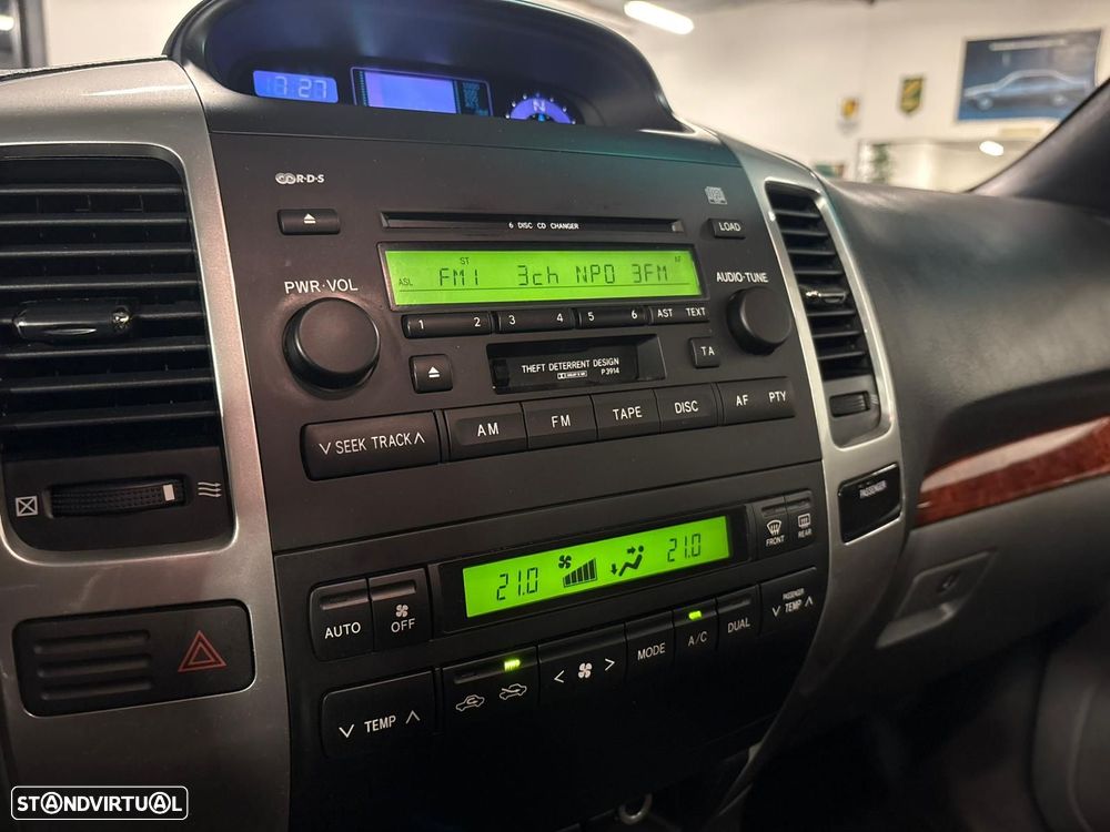 Toyota Land Cruiser 3.0 D-4D - 16