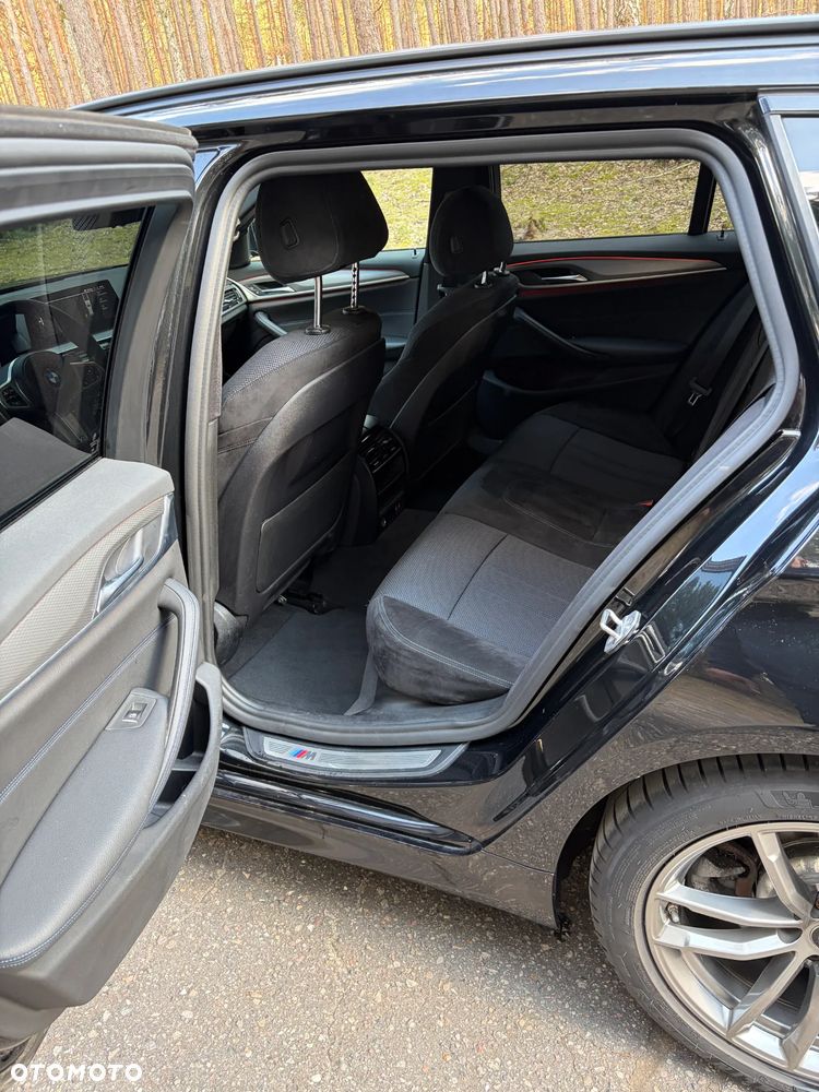 BMW Seria 5 520d M Sport Edition - 13