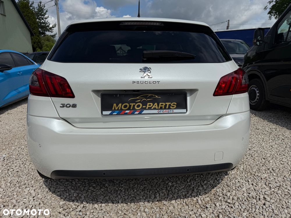 Peugeot 308 - 5