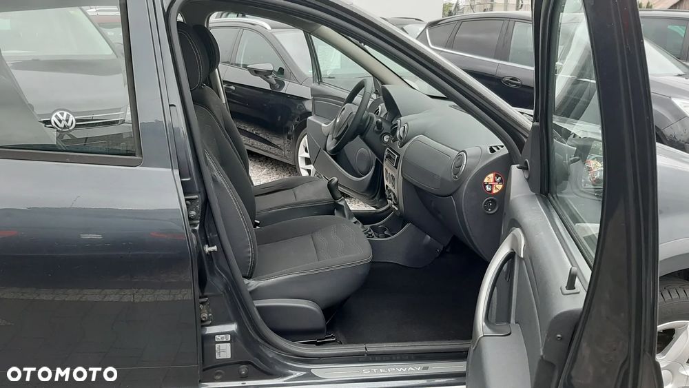 Dacia Sandero Stepway 1.5 dCi - 17