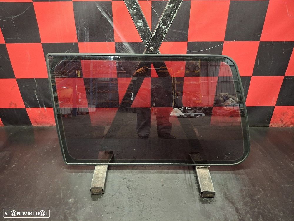 Vidro Painel Traseiro Esquerdo Mitsubishi Pajero Ii (V3_W, V2_W, V4_W) - 1