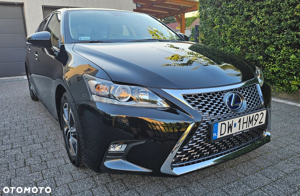 Lexus CT - 2