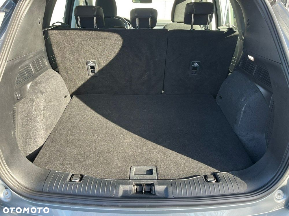 Ford Kuga 2.0 EcoBlue 4x4 TITANIUM - 13