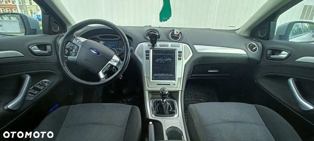 Ford Mondeo 2.0 TDCi Titanium - 10