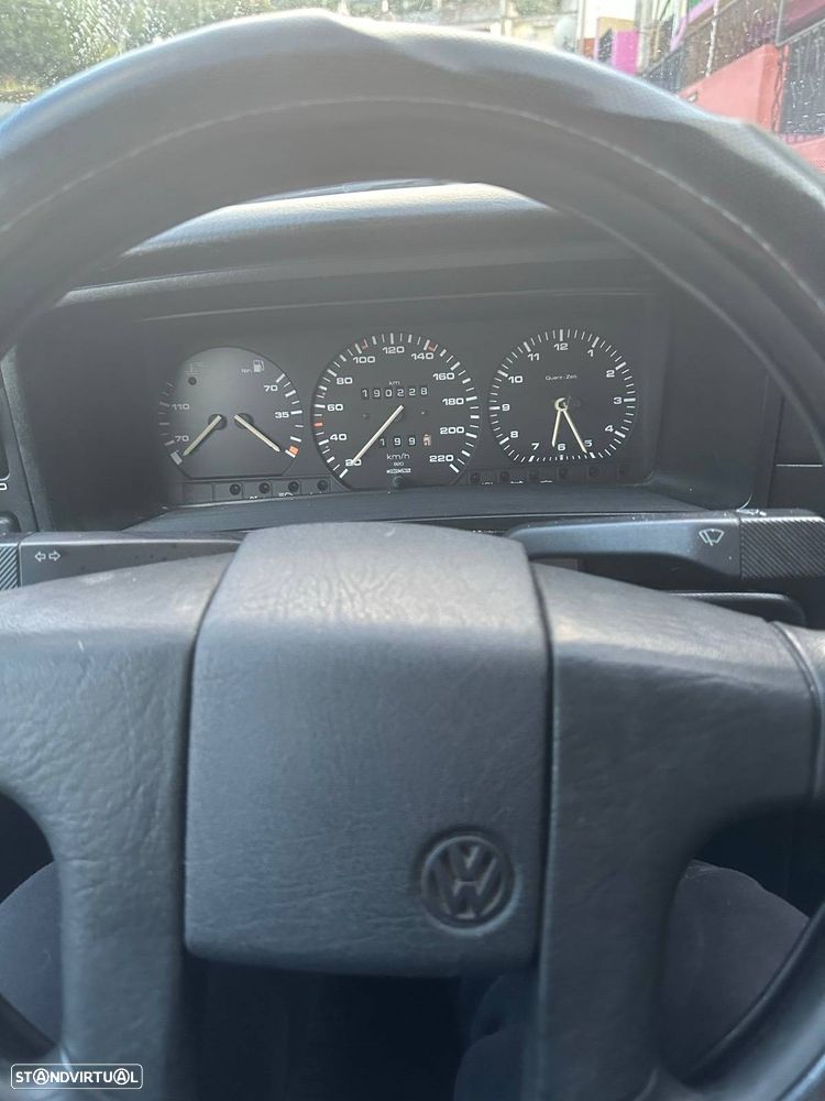 VW Passat 1.6 GL TD - 6