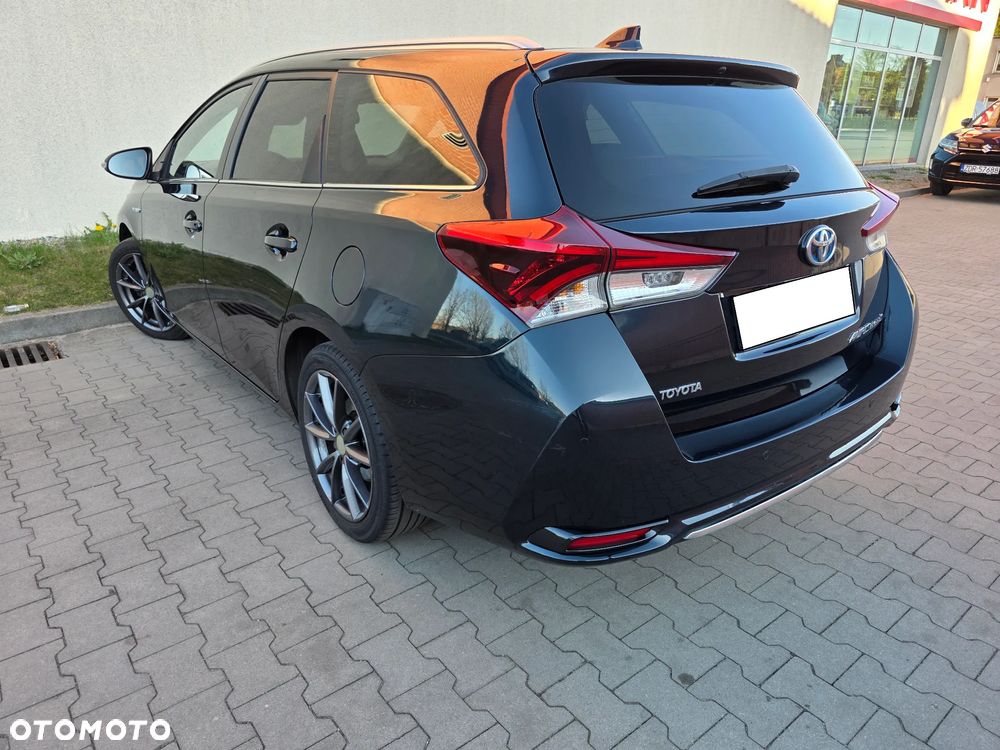 Toyota Auris - 12