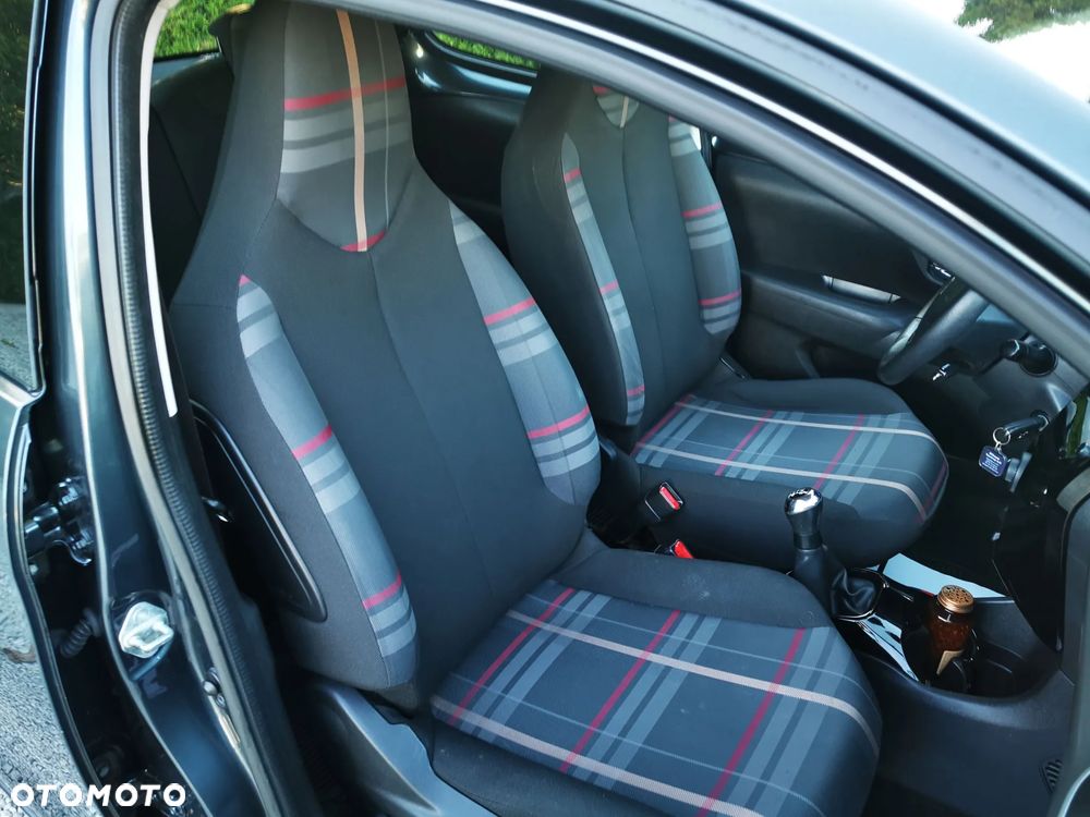 Peugeot 108 VTI 68 Style - 23