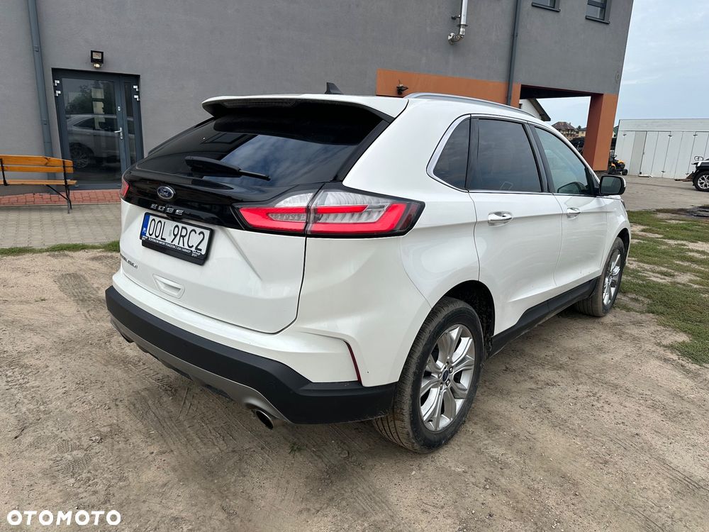 Ford Edge - 5