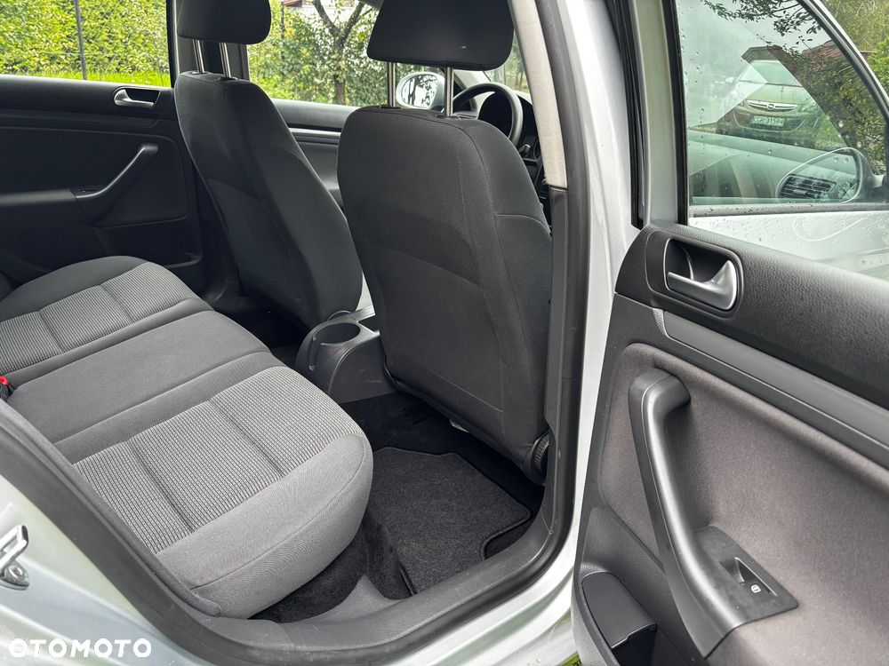 Volkswagen Golf 1.9 TDI DPF Trendline - 8