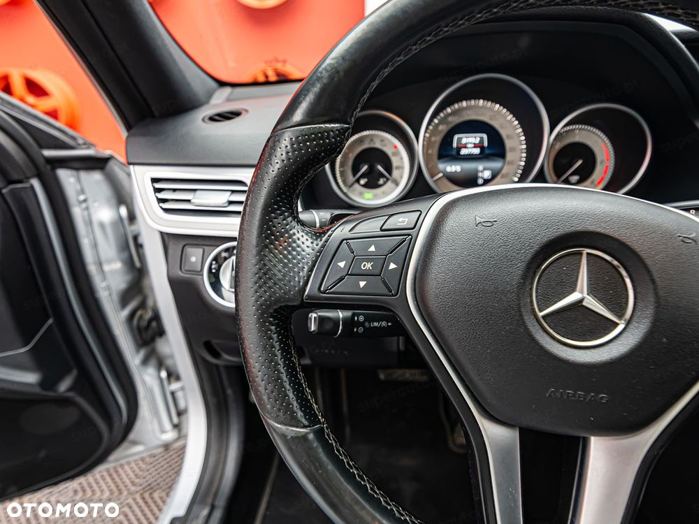 Mercedes-Benz Klasa E - 15