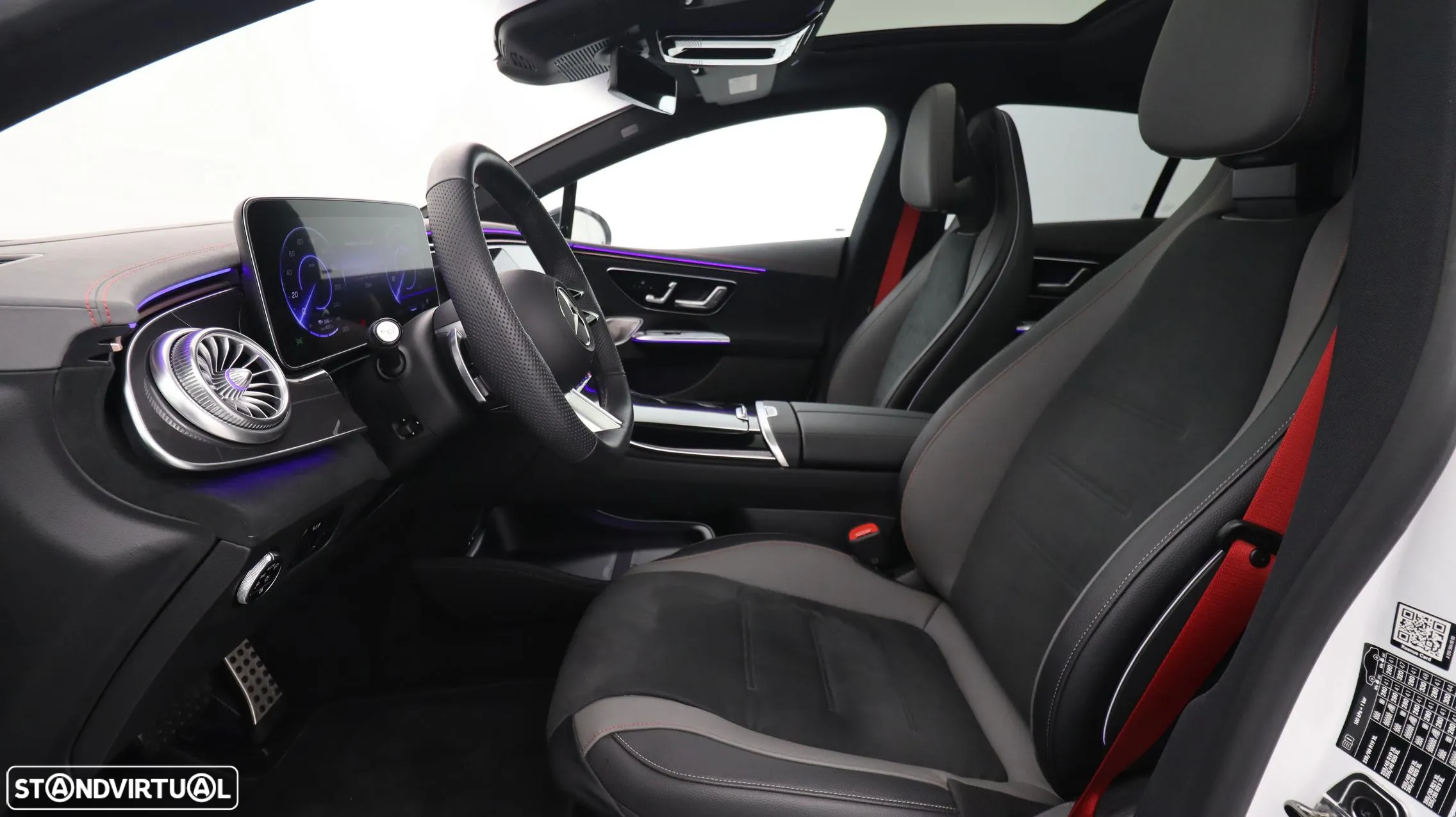 Mercedes-Benz EQE 350+ AMG Line - 12