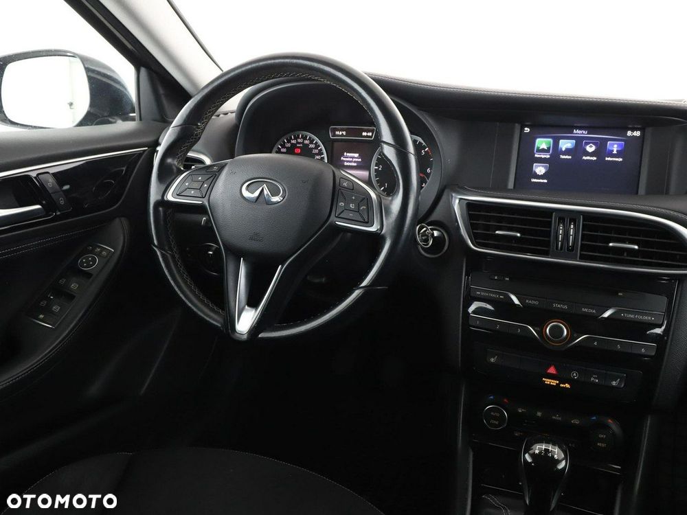 Infiniti Q30 1.5d Premium - 17