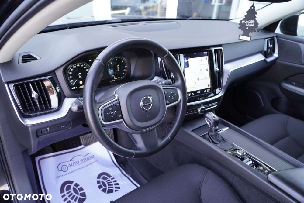 Volvo V60 D4 Geartronic Momentum Pro - 11
