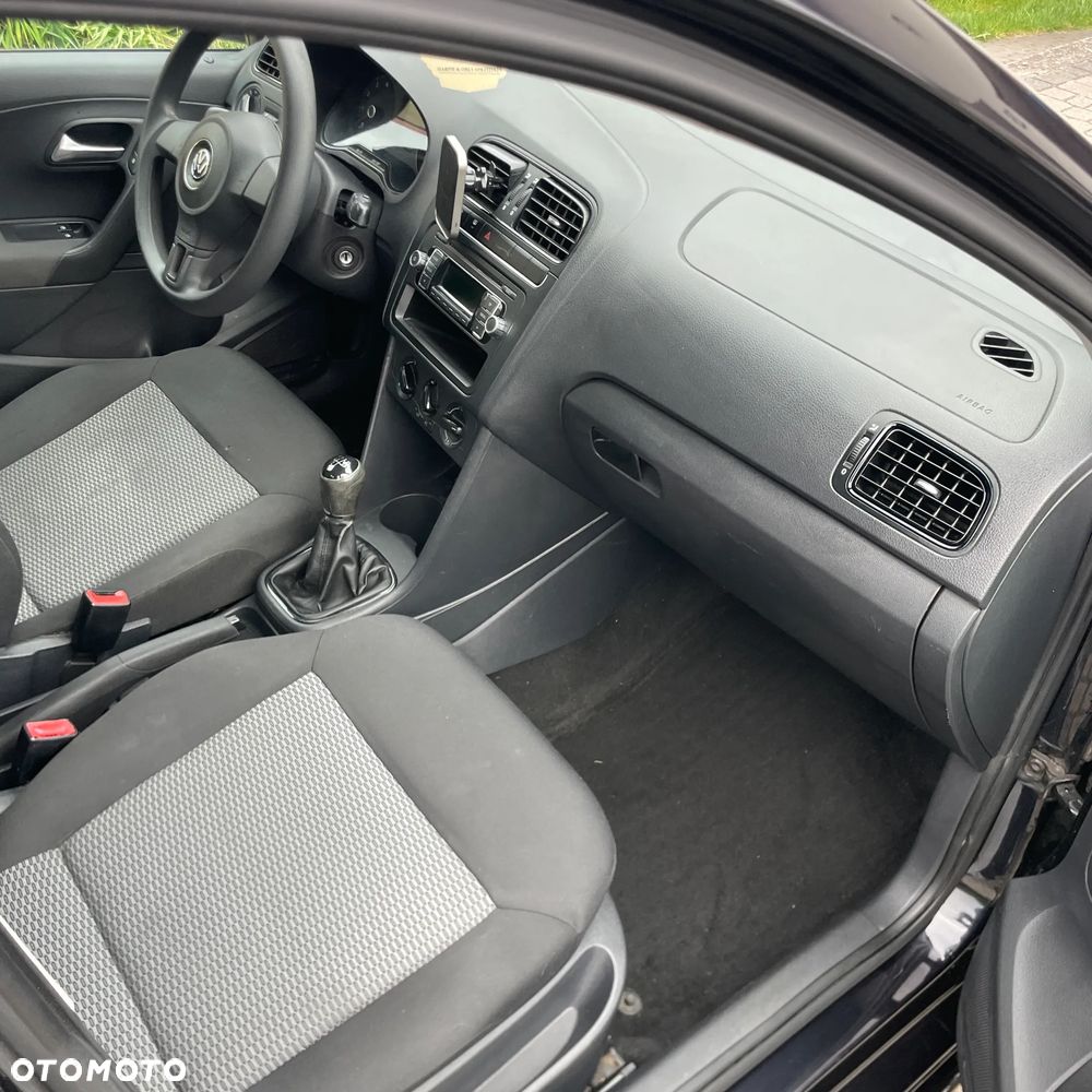 Volkswagen Polo 1.4 16V Trendline - 9