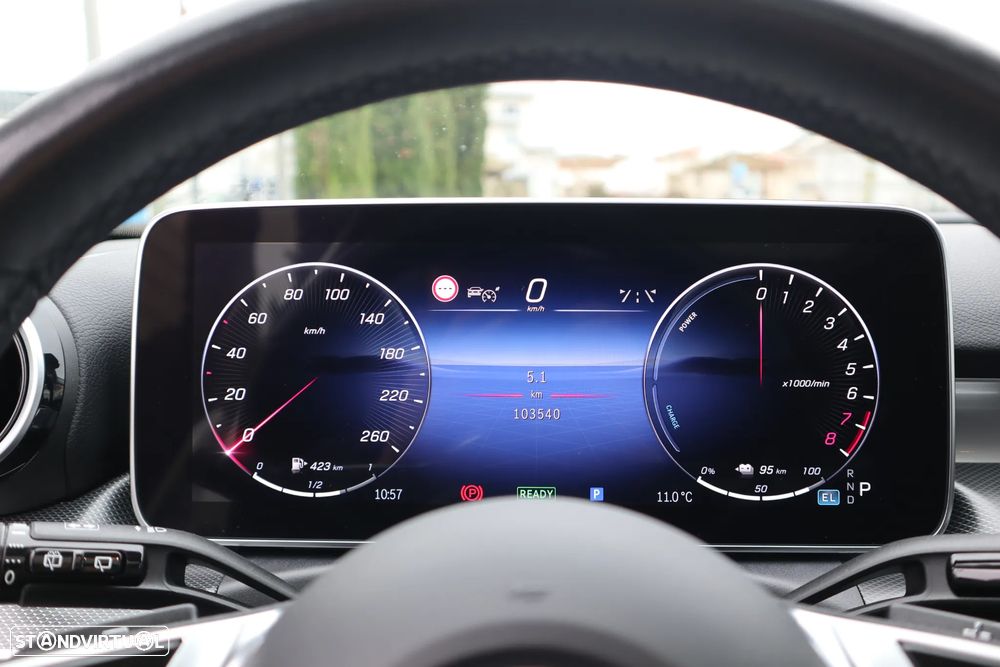 Mercedes-Benz C 300 e Avantgarde - 28