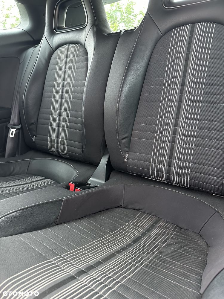 Volkswagen Scirocco 2.0 TSI Match - 9