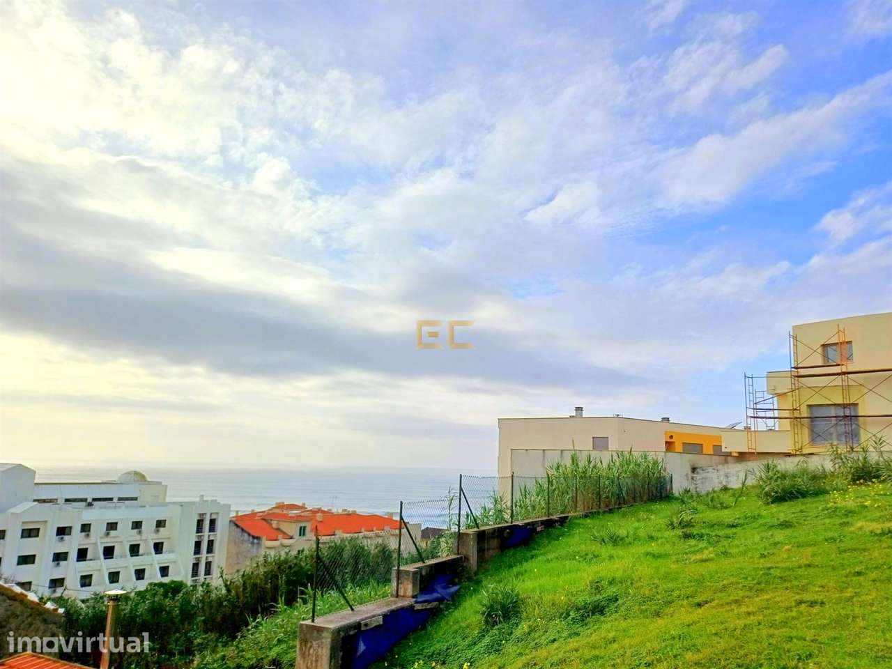 Terreno urbano para venda na Figueira da Foz- Buarcos- Vista de Mar! - Grande imagem: 2/11