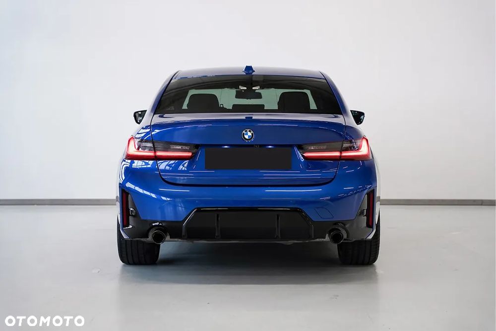 BMW Seria 3 330i xDrive M Sport - 6