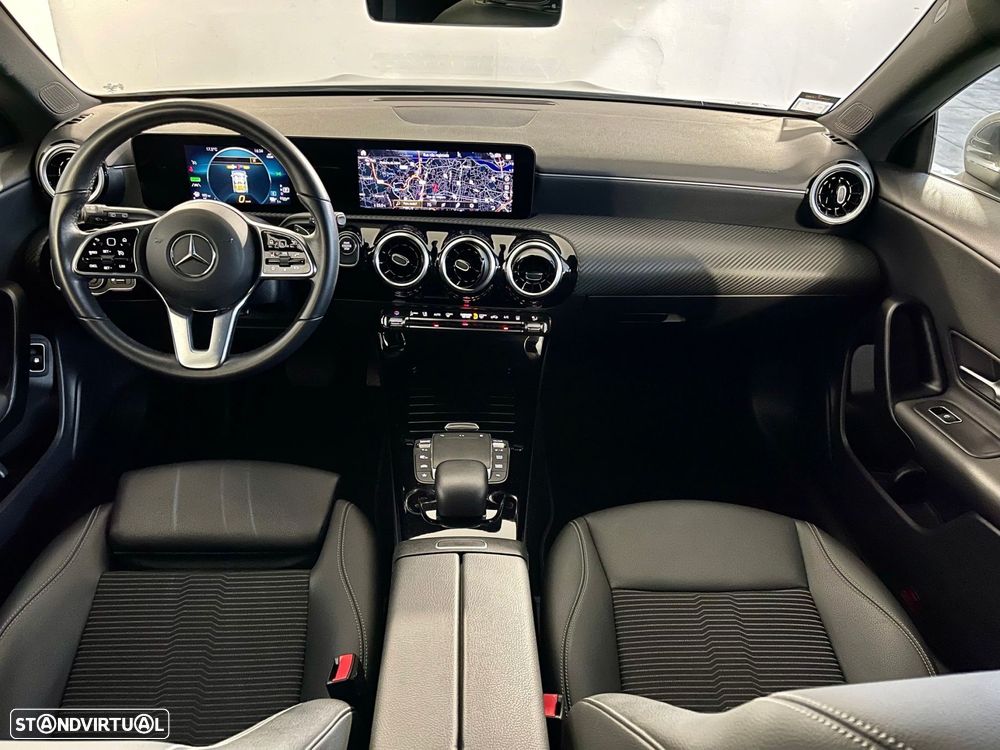 Mercedes-Benz CLA 250 e Shooting Brake Style Plus - 3