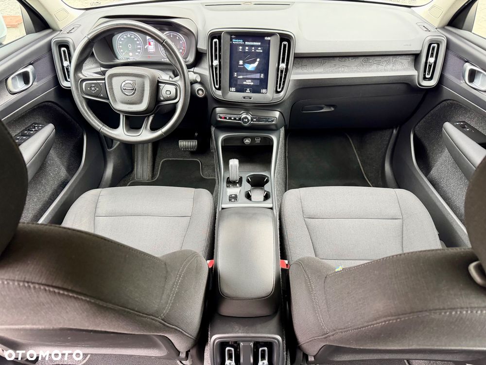 Volvo XC 40 T3 Momentum - 5