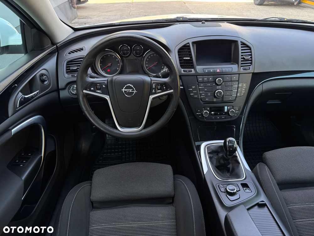 Opel Insignia 2.0 Turbo 4x4 - 16
