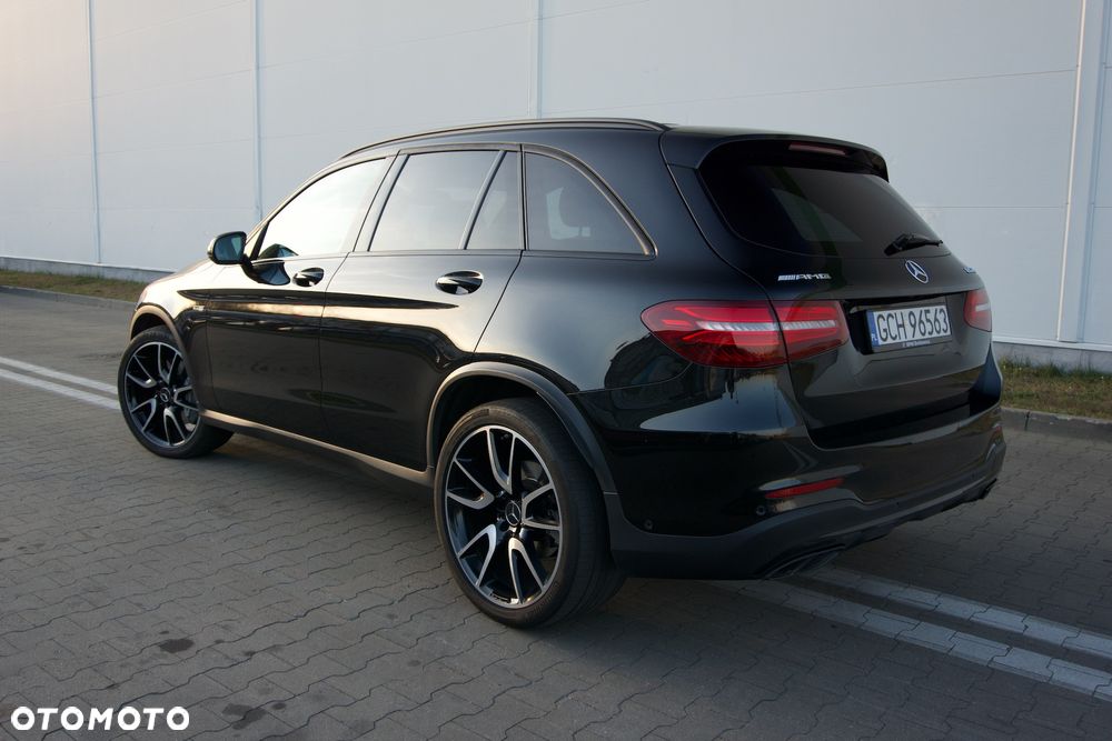 Mercedes-Benz GLC - 2